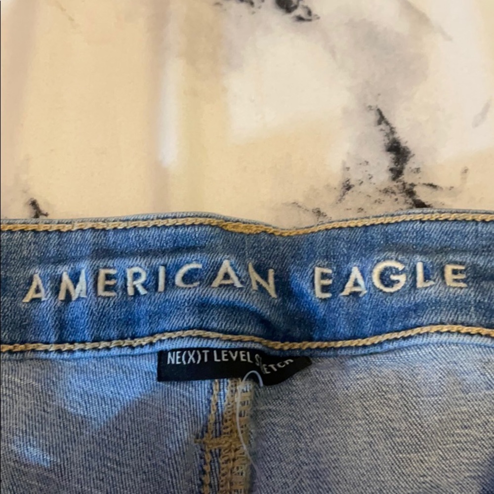 Light wash American eagle jeans